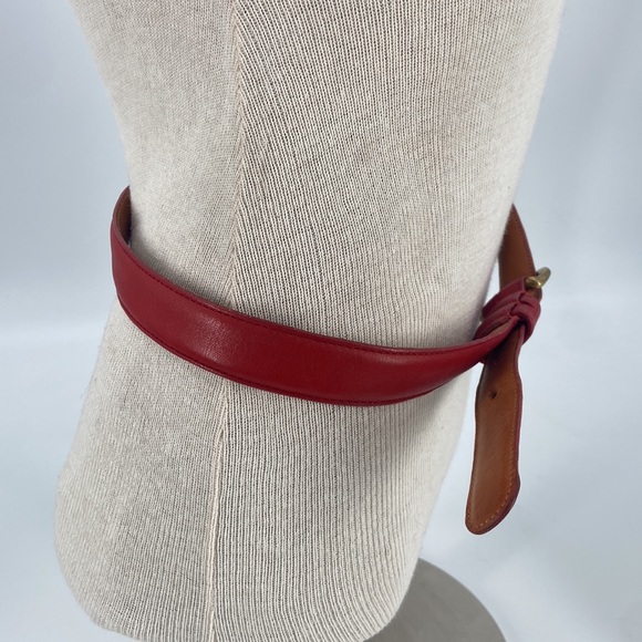 Sold❌❌❌Vintage Coach Red leather Belt - Picture 4 of 8